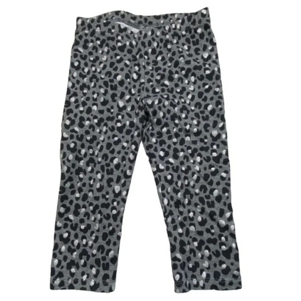 The Childrens Place Capri Legging Pants Girls‎ Size S Leopard Print Gray Black